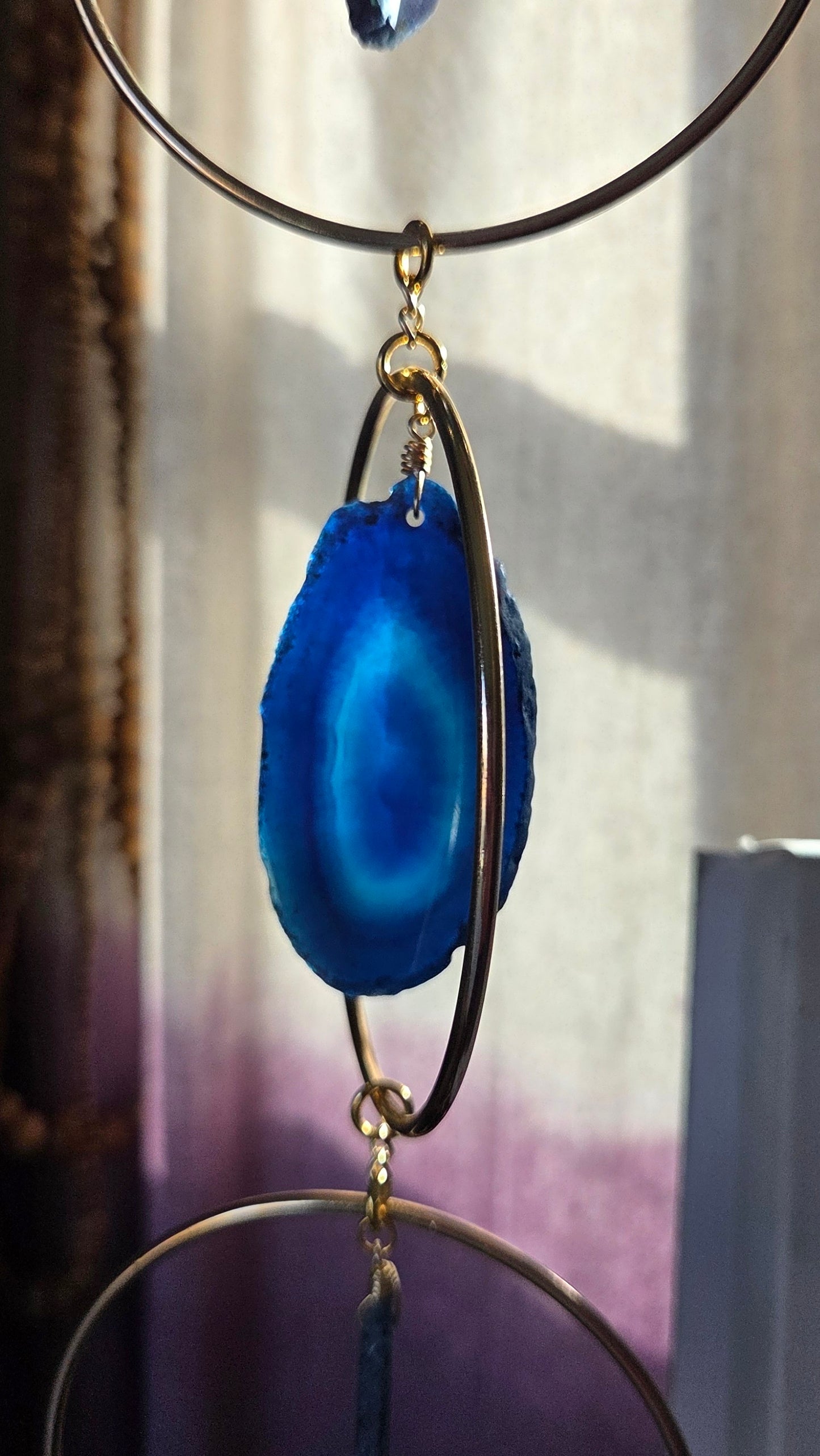 Agate Window Chain - Blue